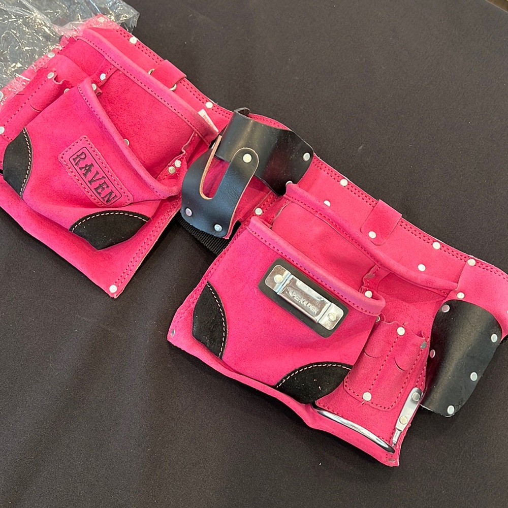 9 Pocket Nail & Tool Pouch
Heavy Duty Pink Suede Leather